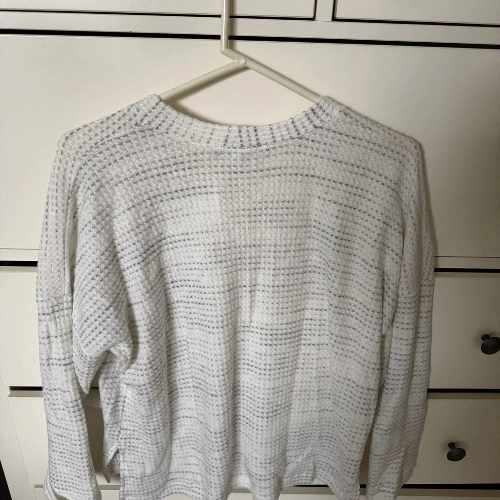 Nally & Millie Textured Knit Sweater - Picture 2 of 3
